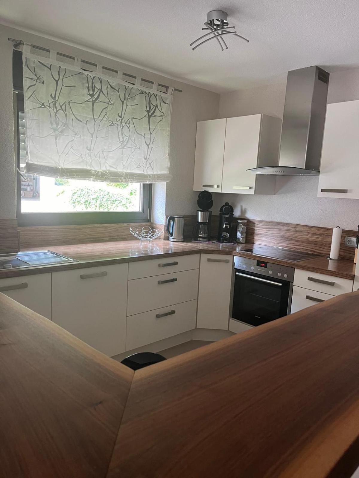 Moderne Ferienwohnung In Bester Lage! Bad Herrenalb Bagian luar foto